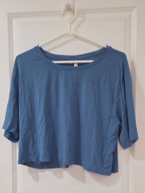 Babaton Blue Cropped Lounge Tee